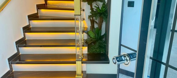 Villa 4+1 in Izmir, Turkey No. 40492 5