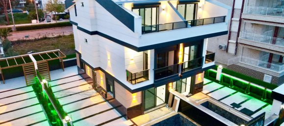 Villa 4+1 in Izmir, Turkey No. 40492 16