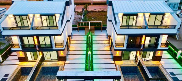 Villa 4+1 in Izmir, Turkey No. 40492 6