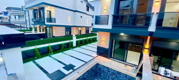 Villa 4+1 in Izmir, Turkey No. 40492 9