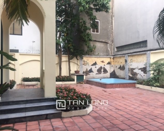 4 غرف نوم فيلا في Tay Ho, Vietnam رقم 1982