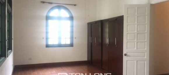 4 غرف نوم فيلا في Tay Ho, Vietnam رقم 1982 12