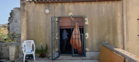 3 chambres Appartement à Mazara del Vallo, Italy No. 374710 9