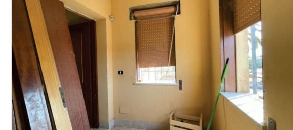 3 chambres Appartement à Mazara del Vallo, Italy No. 374710 5