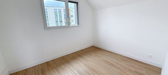 Casa de 4 dormitorios en Manche, France No. 360698 4