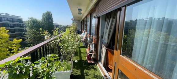 4 bedrooms Apartment in Yvelines, France No. 149863 3