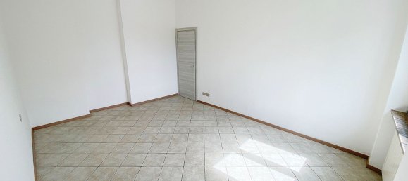 2 rooms Apartment in Legnano, Italy No. 268702 39