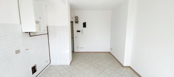 2 rooms Apartment in Legnano, Italy No. 268702 29
