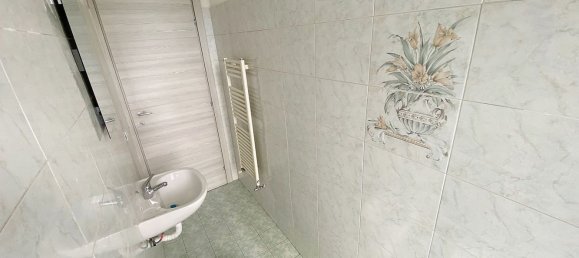 2 rooms Apartment in Legnano, Italy No. 268702 12