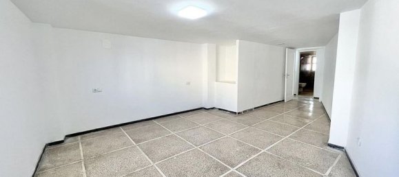 3 bedrooms House in Granadilla de Abona, Spain No. 235505 2