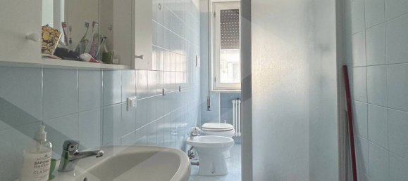 4 rooms Apartment in Vicenza, Italy No. 19199 18