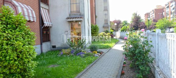 4 bedrooms Apartment in Settimo Torinese, Italy No. 370864 3