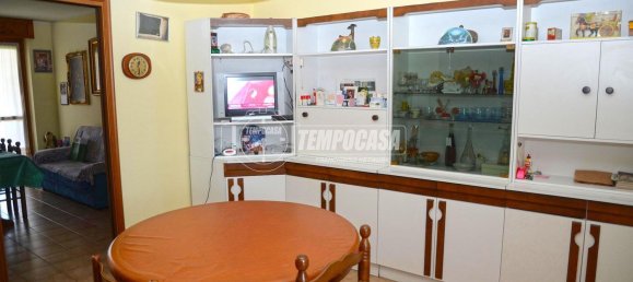 4 bedrooms Apartment in Settimo Torinese, Italy No. 370864 9