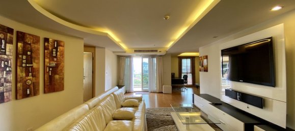2 bedrooms Condo in Pattaya, Thailand No. 11859 2