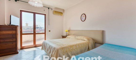 5 rooms Building in Boscoreale, Italy No. 16364 9