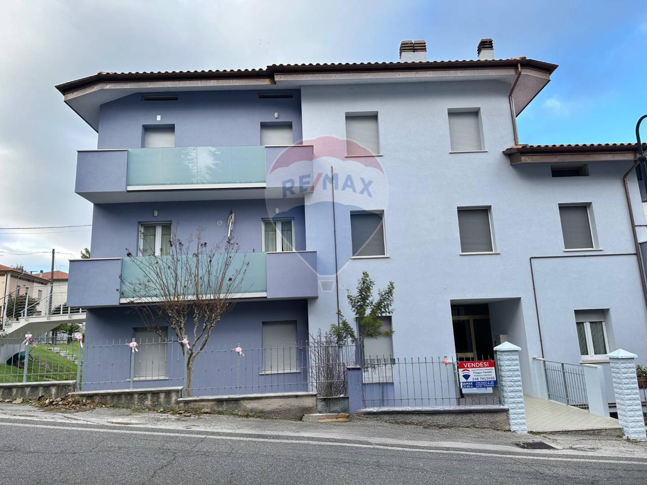 11 rooms Apartment in Poggio San Marcello, Italy No. 2302