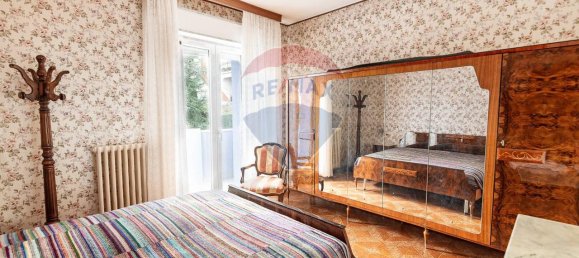 11 rooms Apartment in Poggio San Marcello, Italy No. 2302 8