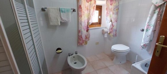 5غرفة منزل في Arezzo, Italy رقم 211096 24