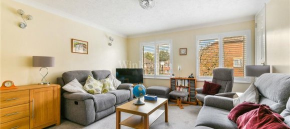 1 bedroom Apartment in Beckenham, United Kingdom No. 3515 4