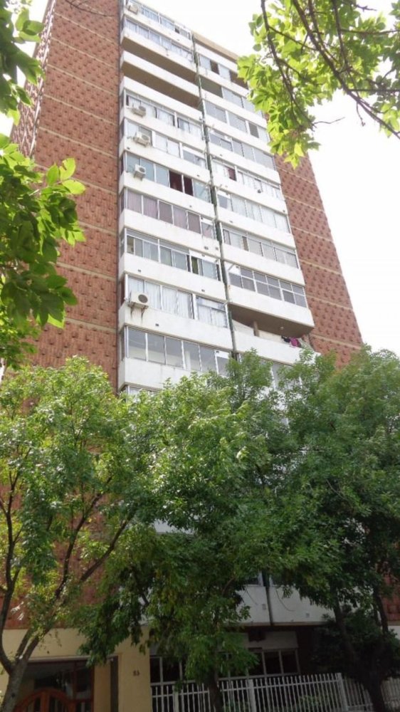Apartamento de 2 dormitorios en Buenos Aires, Argentina No. 77468
