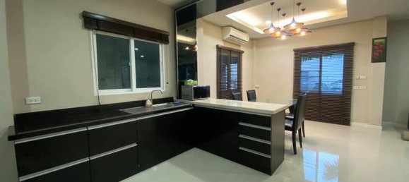 Café/restaurante de 3 dormitorios en Pattaya, Thailand No. 1208 13