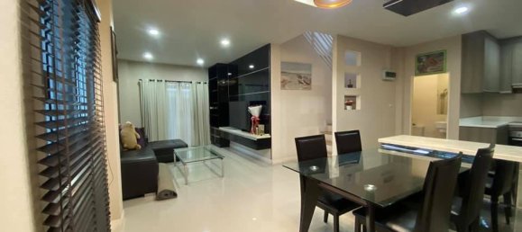 Café/restaurante de 3 dormitorios en Pattaya, Thailand No. 1208 6