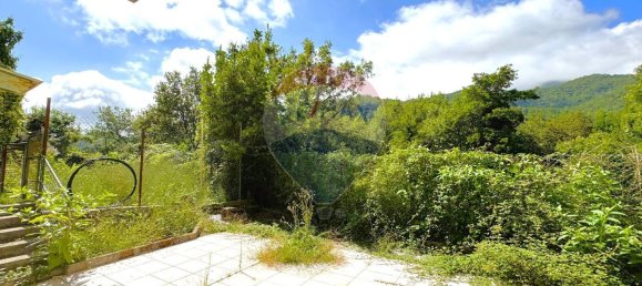 Квартира с 3 спальнями в Лумарцо, Италия № 320386 19