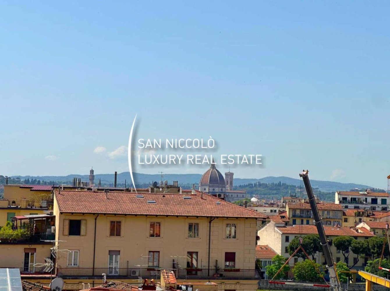 3 bedrooms Penthouse in Florence, Italy No. 206317