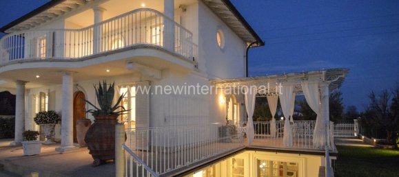 5 bedrooms Villa in Forte dei Marmi, Italy No. 35773 46