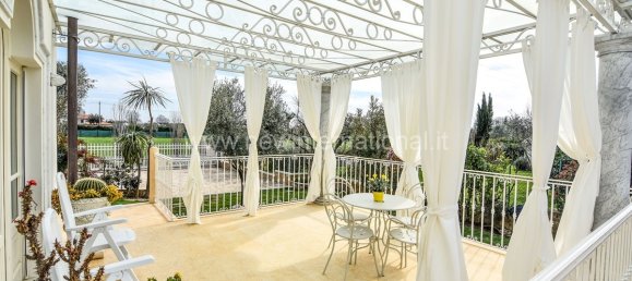 5 bedrooms Villa in Forte dei Marmi, Italy No. 35773 6