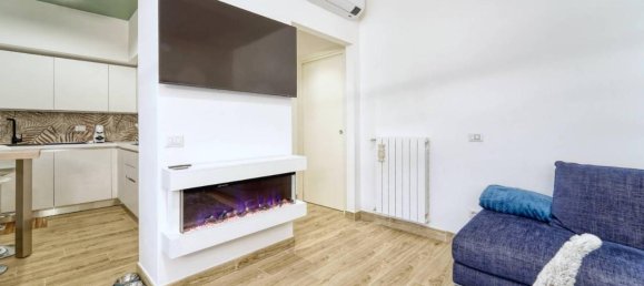 3 rooms Apartment in Melegnano, Italy No. 33479 24