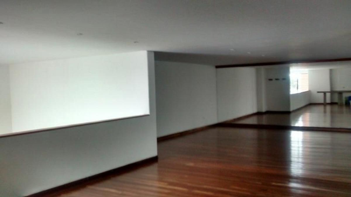 3 bedrooms House in Bogota, Colombia No. 12775