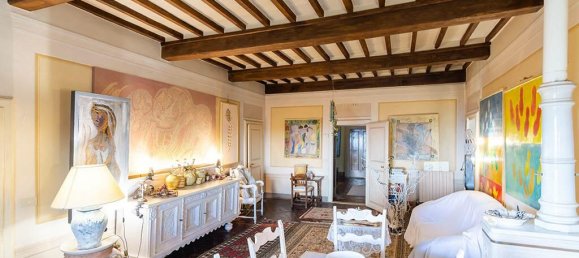 3 bedrooms Apartment in Cortona, Italy No. 56469 5