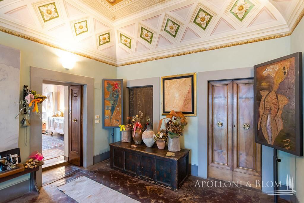 3 bedrooms Apartment in Cortona, Italy No. 56469
