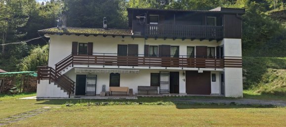 3 bedrooms House in Udine, Italy No. 363095 8