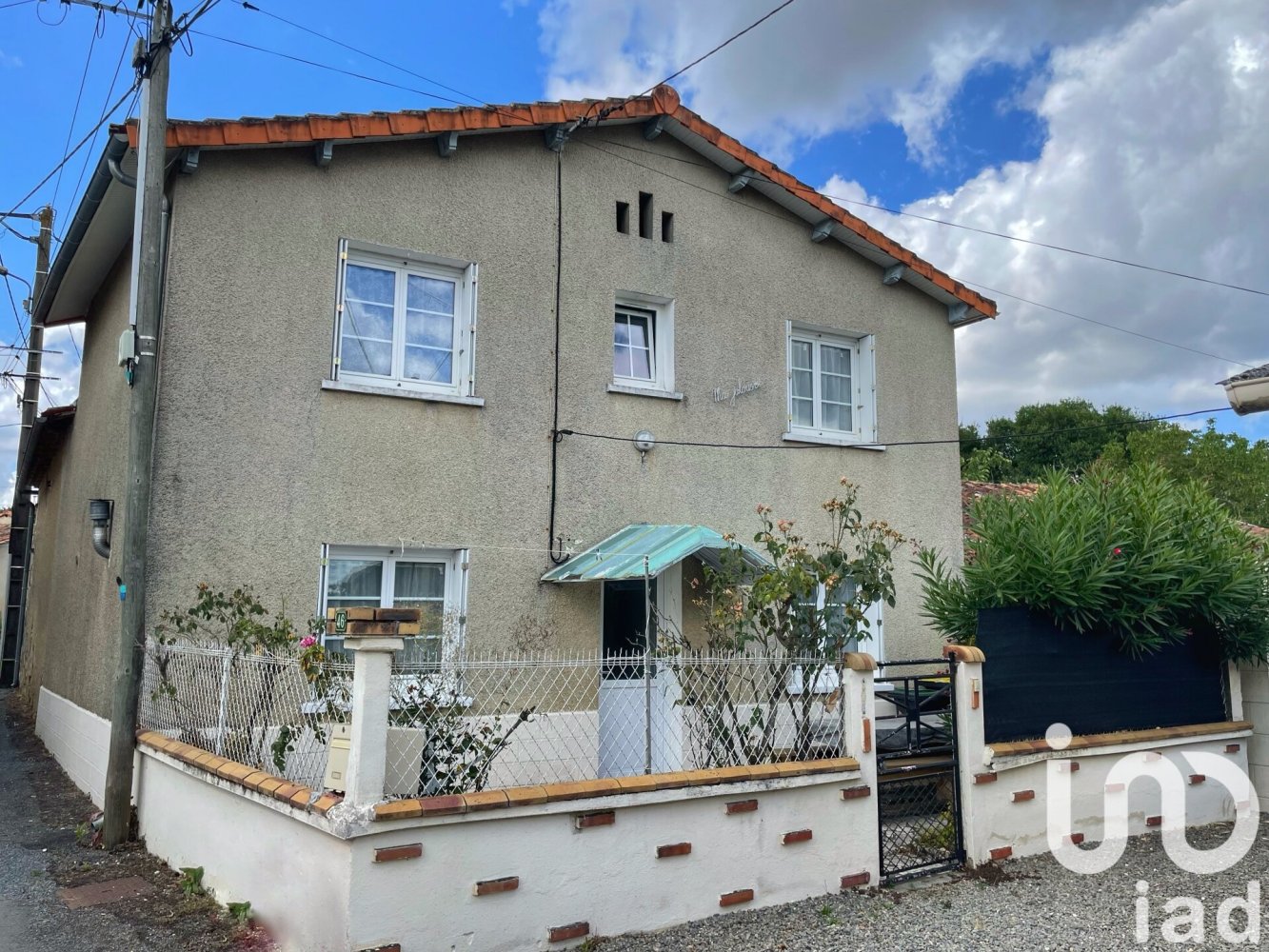 Casa de 2 dormitorios en Charente, France No. 282340