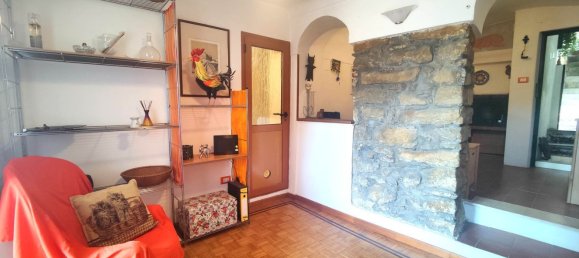 Apartamento de 4 dormitorios en Ceriana, Italy No. 315966 4