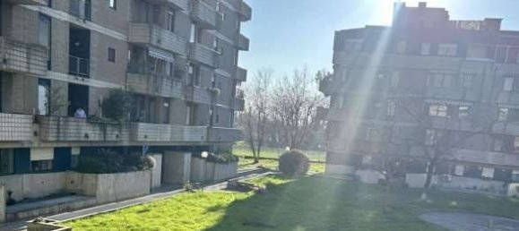 2 bedrooms Apartment in Rho, Italy No. 337876 2