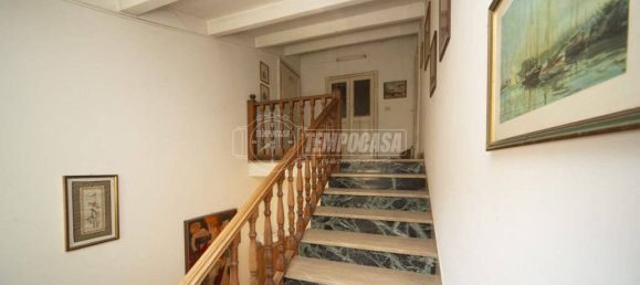 4 bedrooms House in Deruta, Italy No. 108595 26