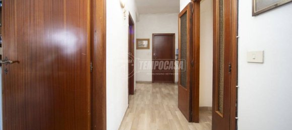 4 bedrooms House in Deruta, Italy No. 108595 14