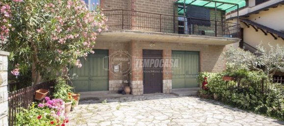 4 bedrooms House in Deruta, Italy No. 108595 29