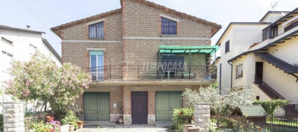 4 bedrooms House in Deruta, Italy No. 108595 27