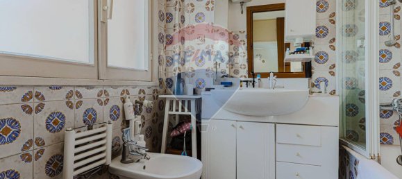 1 bedroom Apartment in Rome, Italy No. 61972 55