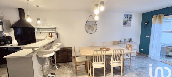 Casa de 3 dormitorios en Veauche, France No. 258667 2