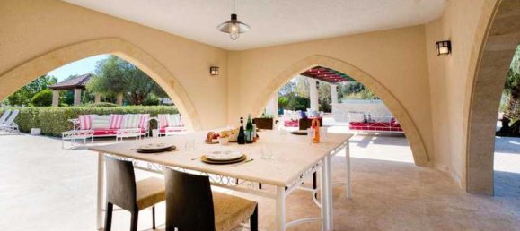 5 bedrooms House in Paphos, Cyprus No. 15735 9