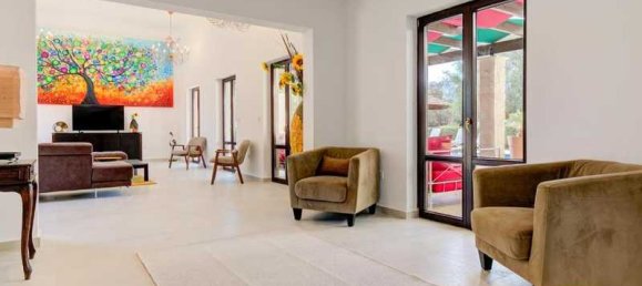 5 bedrooms House in Paphos, Cyprus No. 15735 15