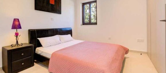 5 bedrooms House in Paphos, Cyprus No. 15735 5