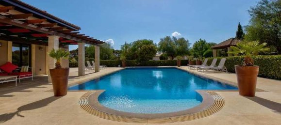 5 bedrooms House in Paphos, Cyprus No. 15735 16