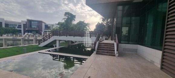 Вилла с 6 спальнями в Al Maqtaa, ОАЭ № 39288 22