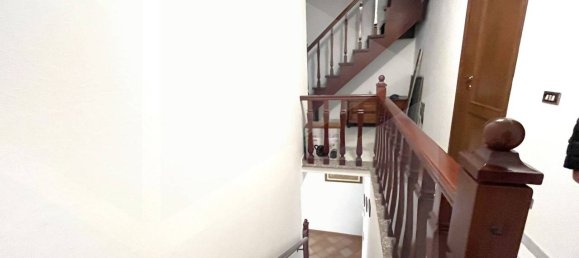 Casa de 7 divisões em Pontedera, Italy N.º 21913 25